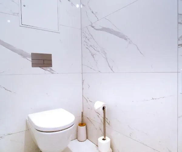 Luxury Near Parlament In @yourvienna Wenen