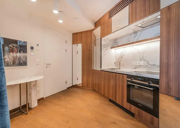Luxury Near Parlament In @yourvienna Wenen